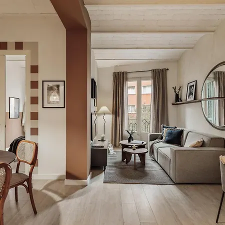 Sinan - 2 Bedrooms And Balcony In Sant Gervasi 아파트