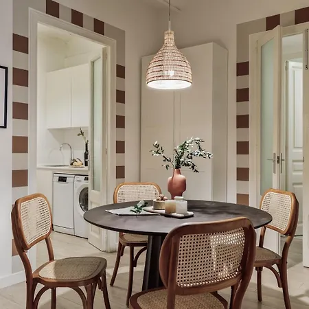 아파트 Sinan - 2 Bedrooms And Balcony In Sant Gervasi *